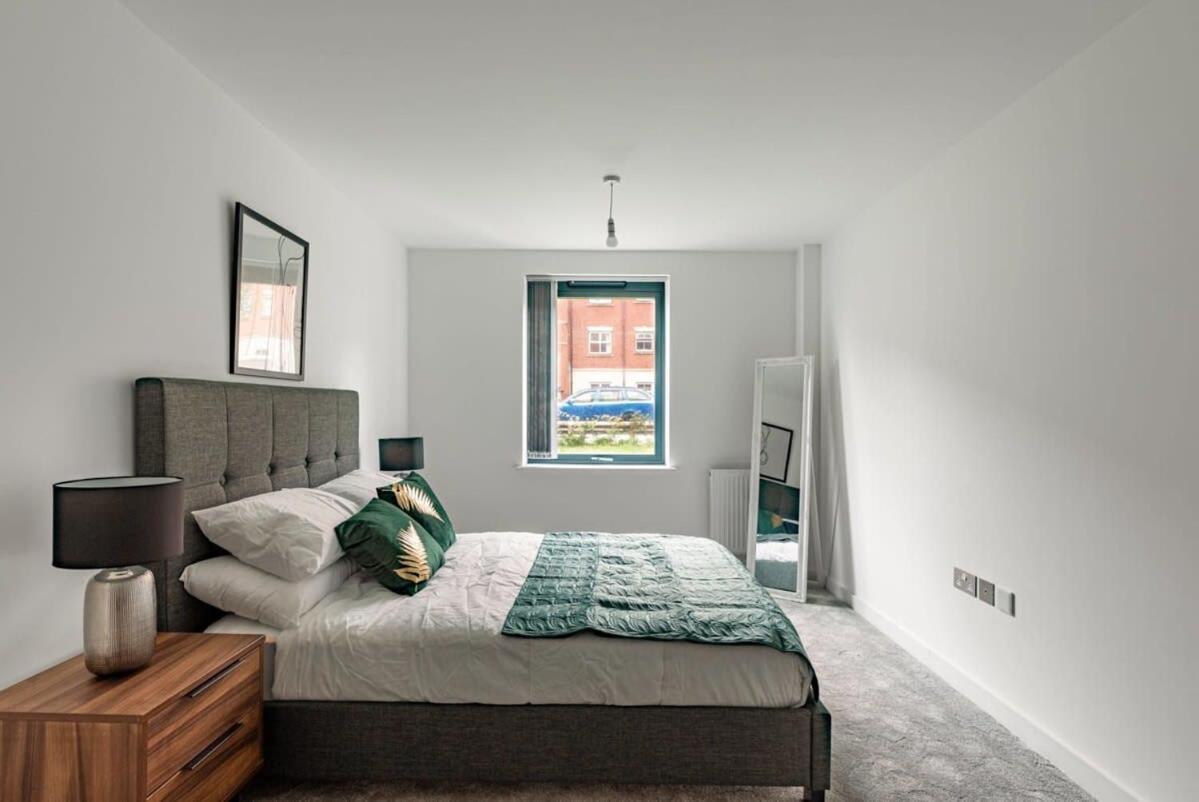 Stayzeni, Ouse Court Smart 2 Bed Apartment *